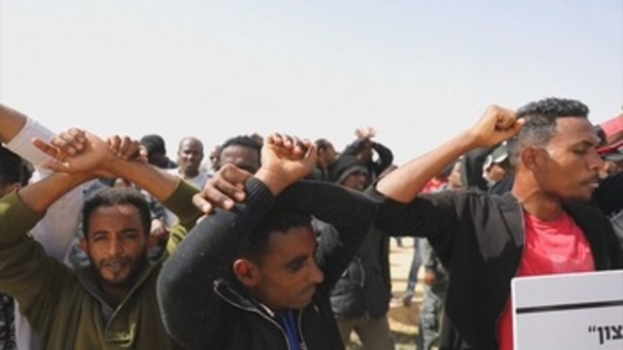 Paros, protestas y huelga de hambre contra la detención de inmigrantes africanos en Israel