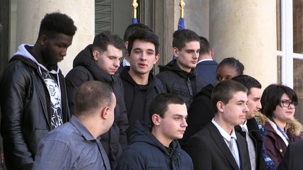 Elysée: près de 700 agriculteurs reçus par Macron