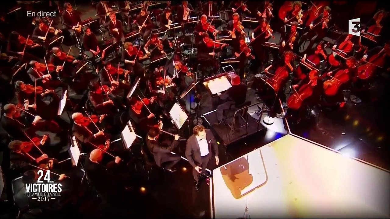 Julien BEHR "La Danza" de Rossini - Victoires de la Musique Classique