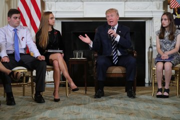 Trump Proposes Arming Teachers With Guns