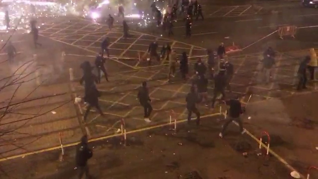 Los ultras del Spartak de Moscú crean el pánico en Bilbao