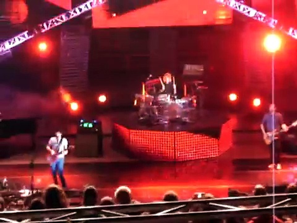 Muse - Hysteria, Red Rocks Amphitheater, Denver, CO, USA  9/18/2007