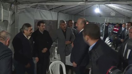 Dışişleri Bakanı Çavuşoğlu'ndan Şehit Evine Taziye Ziyareti