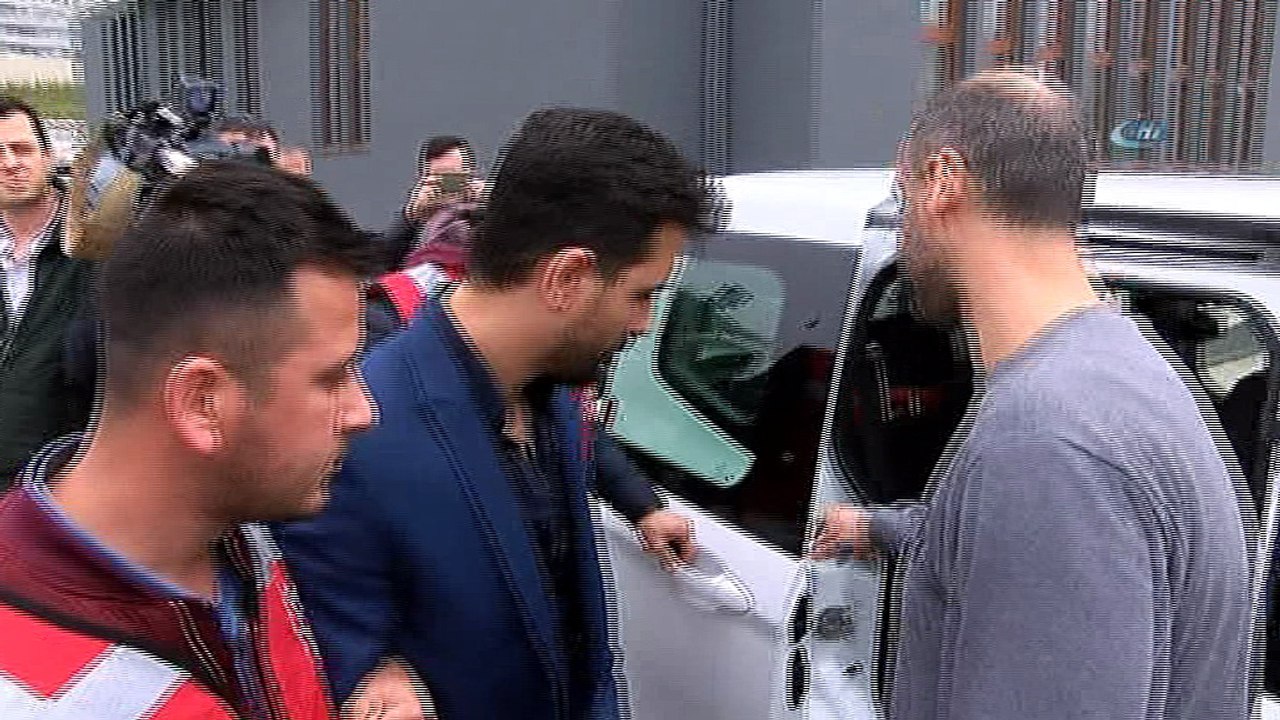 Volkan Konak'ın sahne aldığı mekanda silahla ateş açan şüpheli tutuklandı