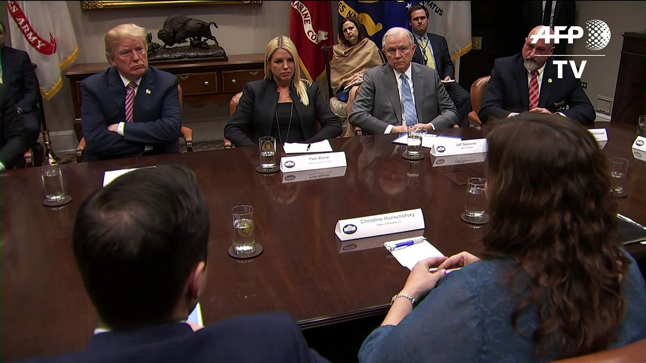 Trump amenaza con retirar fuerzas federales de California