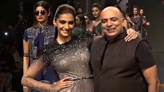 Sonam Kapoor Show Stopper Looking Gorgeous Blenders Pride Fashion Tour