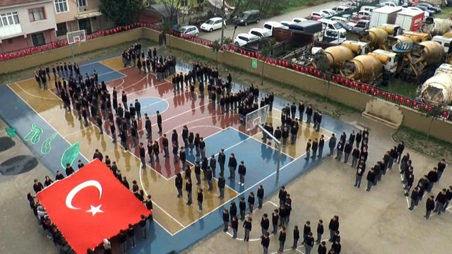 Ortaokul öğrencileri, 'Vatan sana canım feda' dedi