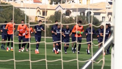 Futebol: Plantel voltou aos treinos em Lagos (22/02/18)