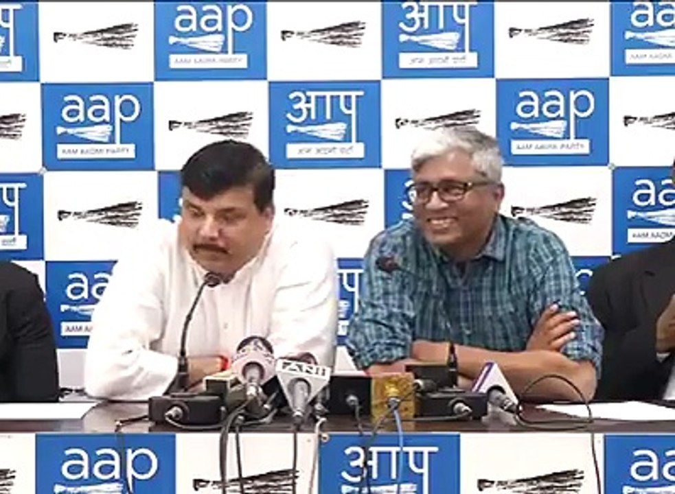 AAP Press Conference:  Is This Democracy Where Delhi Police enters CM House With False Legal Notice