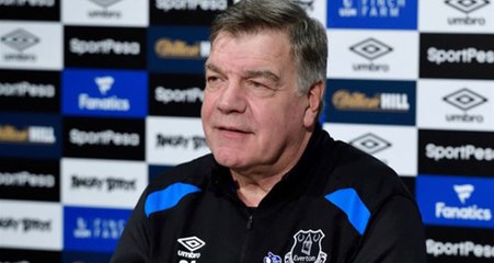 Everton Teknik Direktörü Sam Allardyce, Cenk Tosun'u Watfort Maçında Yedek Başlatacak