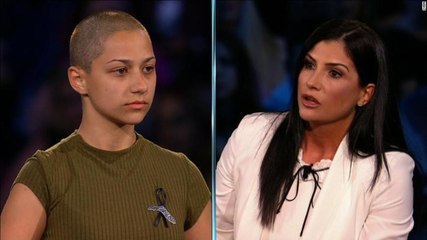 Shooting survivor confronts NRA spokesperson Dana Loesch - YouTube