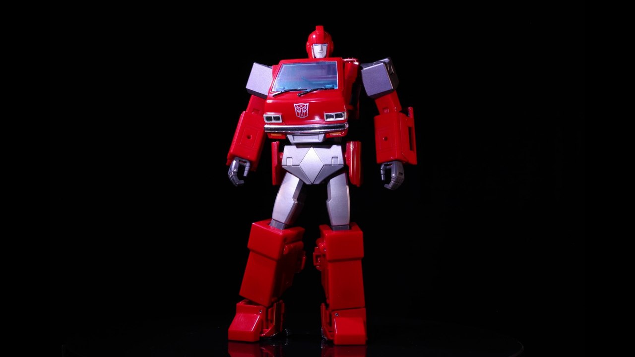 Takara Masterpiece MP27 Ironhide Stop Motion Transform