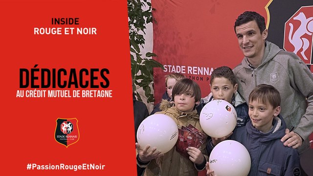 Séance de dédicaces au Crédit Mutuel de Bretagne