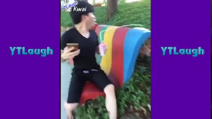 Funny videos 2017 People doing stupid things - Try not to laugh