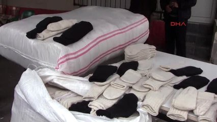 Bursa Afrin'deki Askerler İçin Erkekler de Çorap Ördü-1-Hd