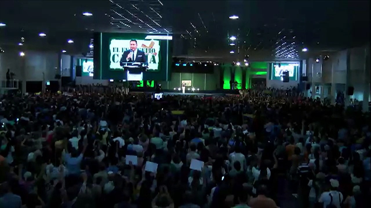 "La luz en las tinieblas": un pastor quiere destronar a Maduro