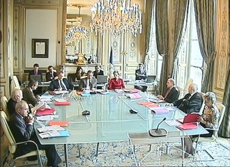 Affaires n° 2010-63/64/65 QPC