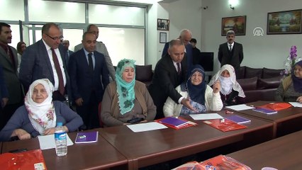 65 yaşından sonra okuma yazma öğreniyorlar - ELAZIĞ
