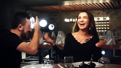 Feride Hilal Akın - Kendini Rezil Etme Şakası (Sabır Testi)