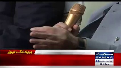 Asif Zardari K Press Conference Mein Haath Kanpne Lage