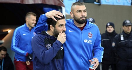Burak Yılmaz, İğneyle Alanyaspor Maçına Çıkmak İstiyor