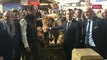 Emmanuel Macron avec Haute, la vache égérie du Salon de l'agriculture