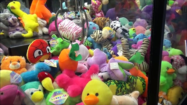 Granny Plays Claw Machine Toys Stuffed Animals Gumball Crane Minions