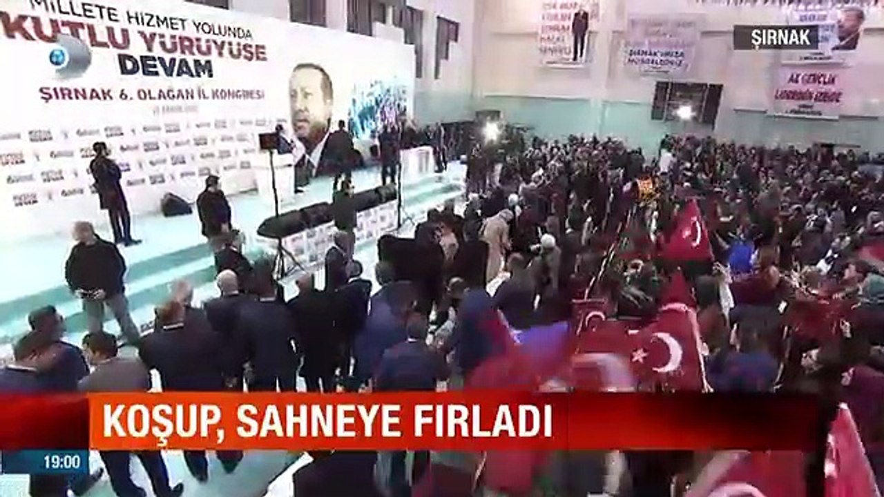 Erdoğan konuşurken ortalık karıştı!