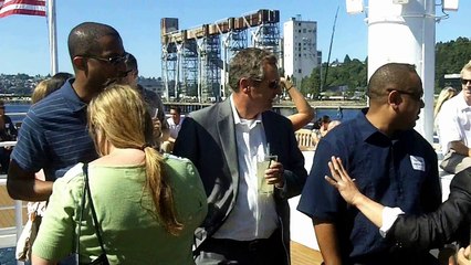 Alliant Employee Benefits magic with Magician Nash Fung