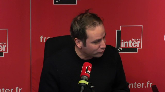 Une journée au Salon de l'Agriculture avec Emmanuel Macron - Le billet de Tanguy Pastureau