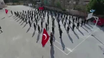 Öğrencilerden Afrin'e Komando Marşlı Destek