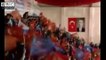 AKP'li Cumhurbaşkanı Erdoğan'dan üniforma giydirilmiş kız çocuğuna: Şehit olursa üzerine bayrağı örtecekler, her şeye hazır