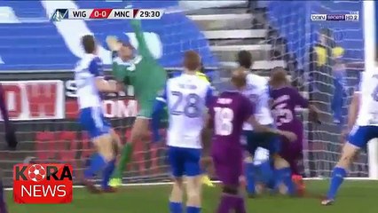 -1-_سقوط_مفاجئ_وطرد_مثير-_رؤوف_خليف_-_كأس_الاتح