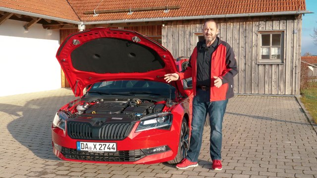 Vergleich - Skoda Superb Combi gegen Audi A6 Avant, Mercedes E-Klasse T-Modell, BMW 5er Touring und Volvo V90