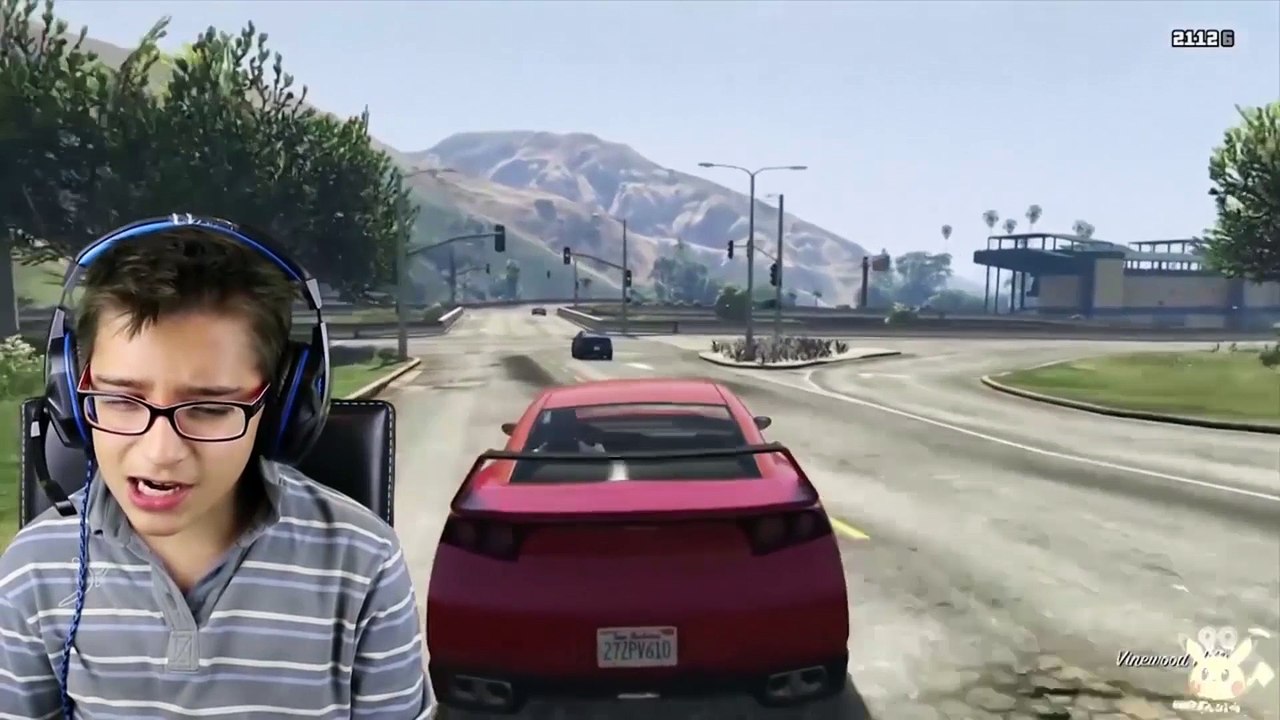 GTA V (ATRACANDO AMUNATION ONLINE)