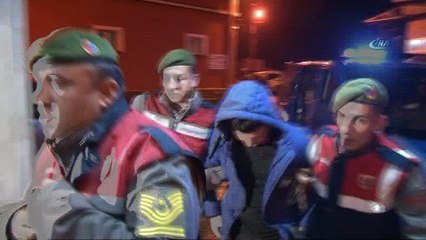 Doktoru darp eden 2 şüpheli suçunu kabul etti