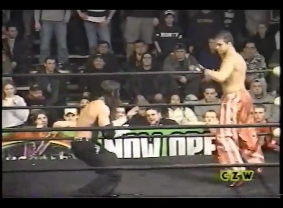 Trent Acid vs Teddy Hart