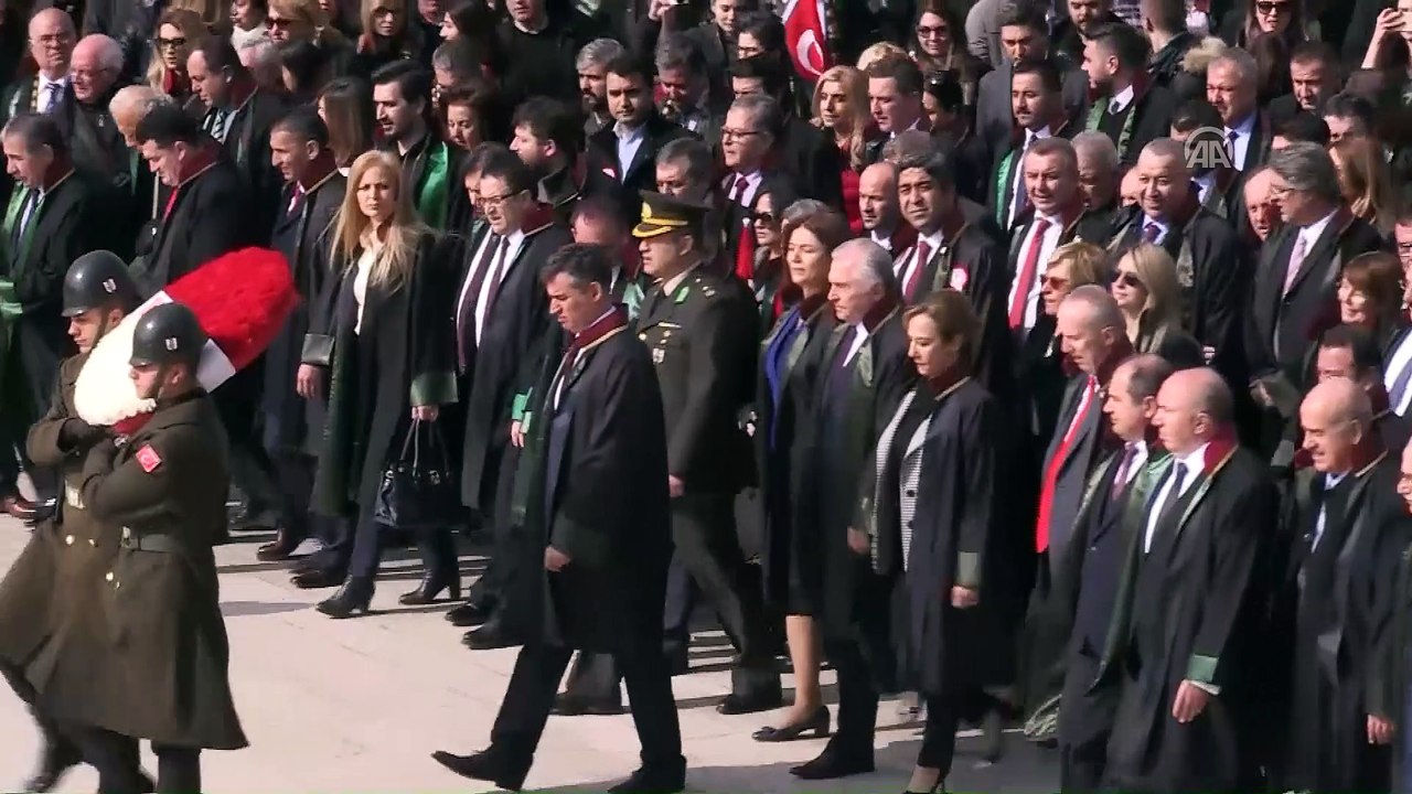 Türkiye Barolar Birliği üyeleri, Anıtkabir'i ziyaret etti - ANKARA