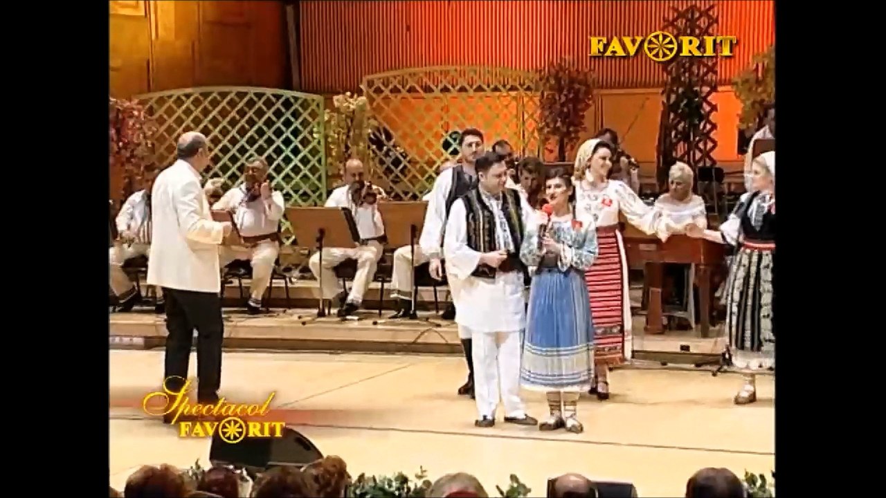 Larisa Georgiana Piroiu - Măi, neicuță, din alt sat - live