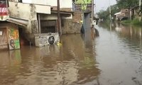 Banjir 3 Kecamatan di Bandung Mencapai 1 Hingga 1,5 Meter