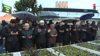 Necmettin Erbakan, Mezarı Başında Anıldı