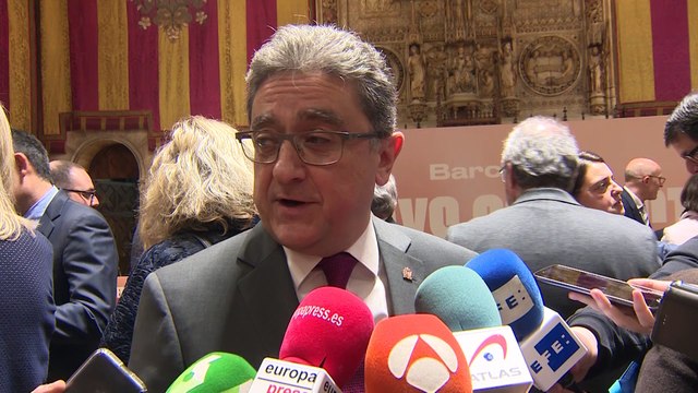 El Rey vuelve a Cataluña y no le recibirán ni Colau ni Torrent