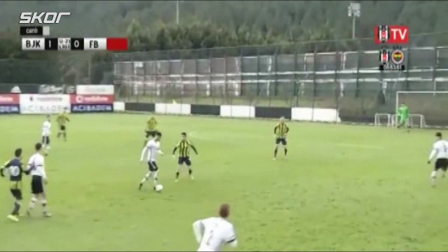 Beşiktaş-Fenerbahçe U21 maçında sert hareket