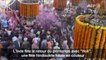Inde: des villageois commencent à célébrer le festival de Holi
