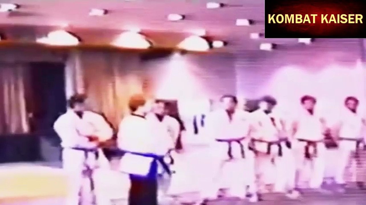 Rickson Gracie Chokes Chuck Norris