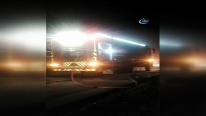 Tır yangını paniğe neden oldu