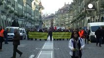 Swiss farmers march against austerity