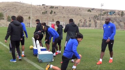 Evkur Yeni Malatyaspor’da Erol Bulut’tan yönetime mesaj