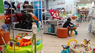 baby Mizn's experience at the toys shop, acting as a singer