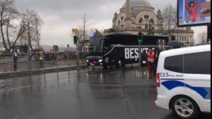 Beşiktaş Kafilesi, Stada Geldi